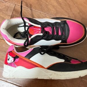 Disneyland Paris exclusive Minnie Sneakers